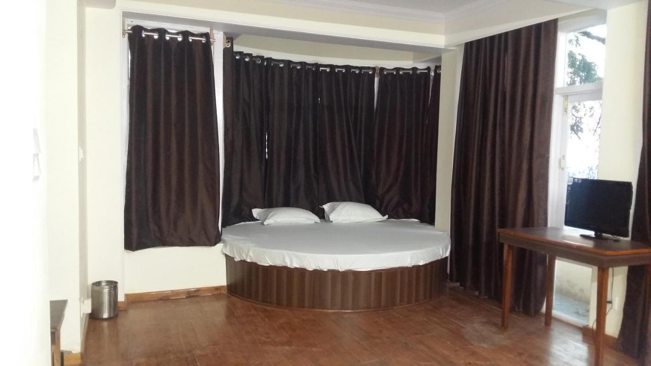 Hotel Le Talbot Shimla Esterno foto