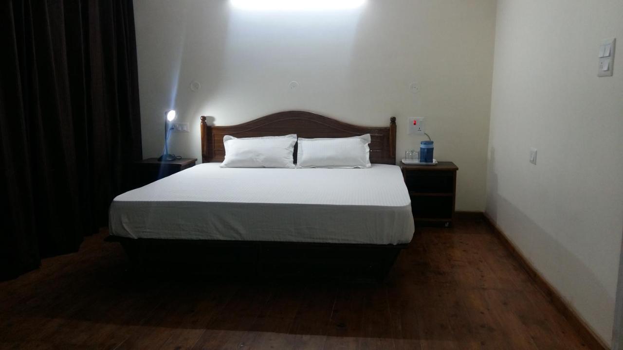 Hotel Le Talbot Shimla Esterno foto